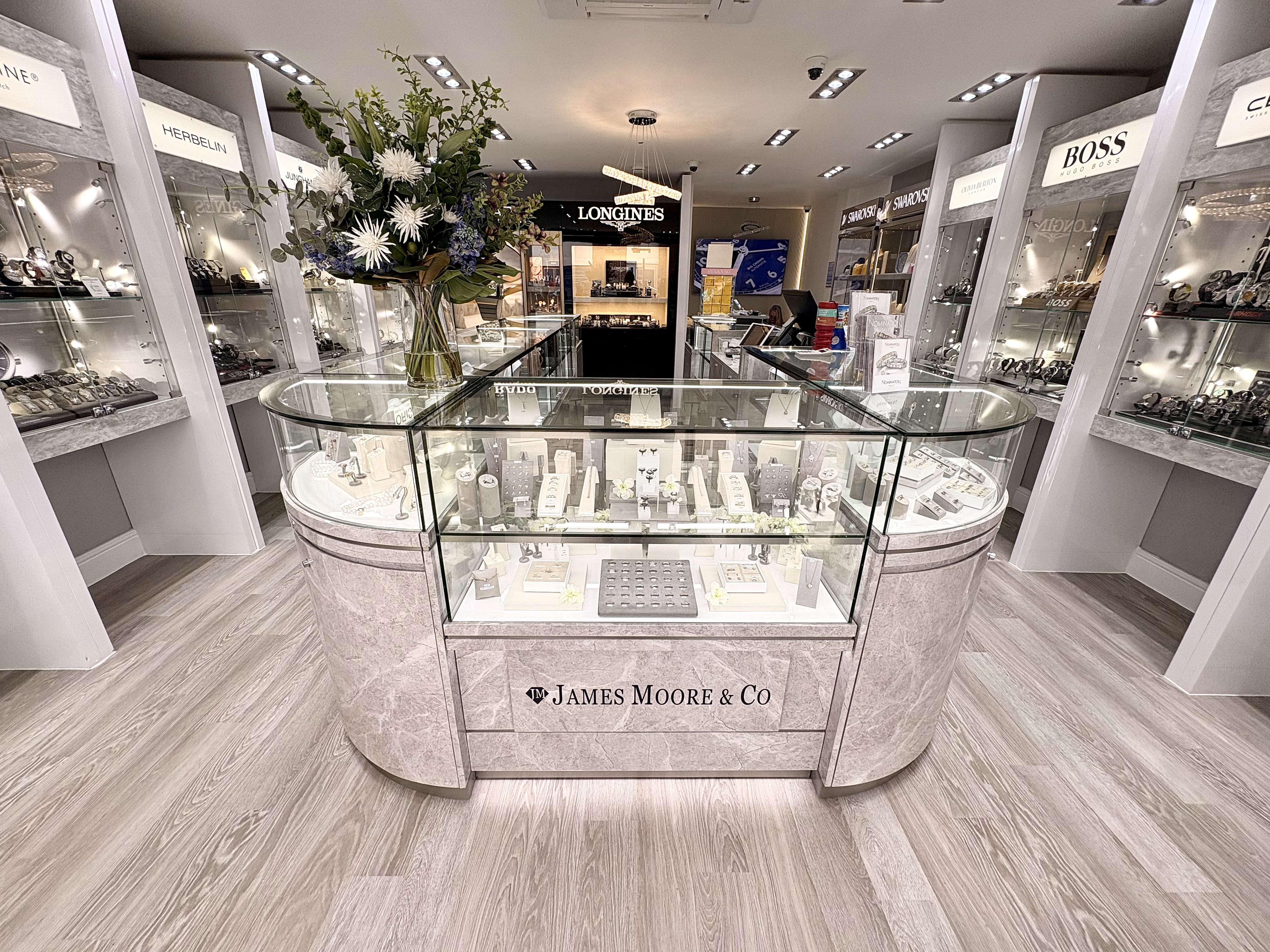 Engravable jewellery