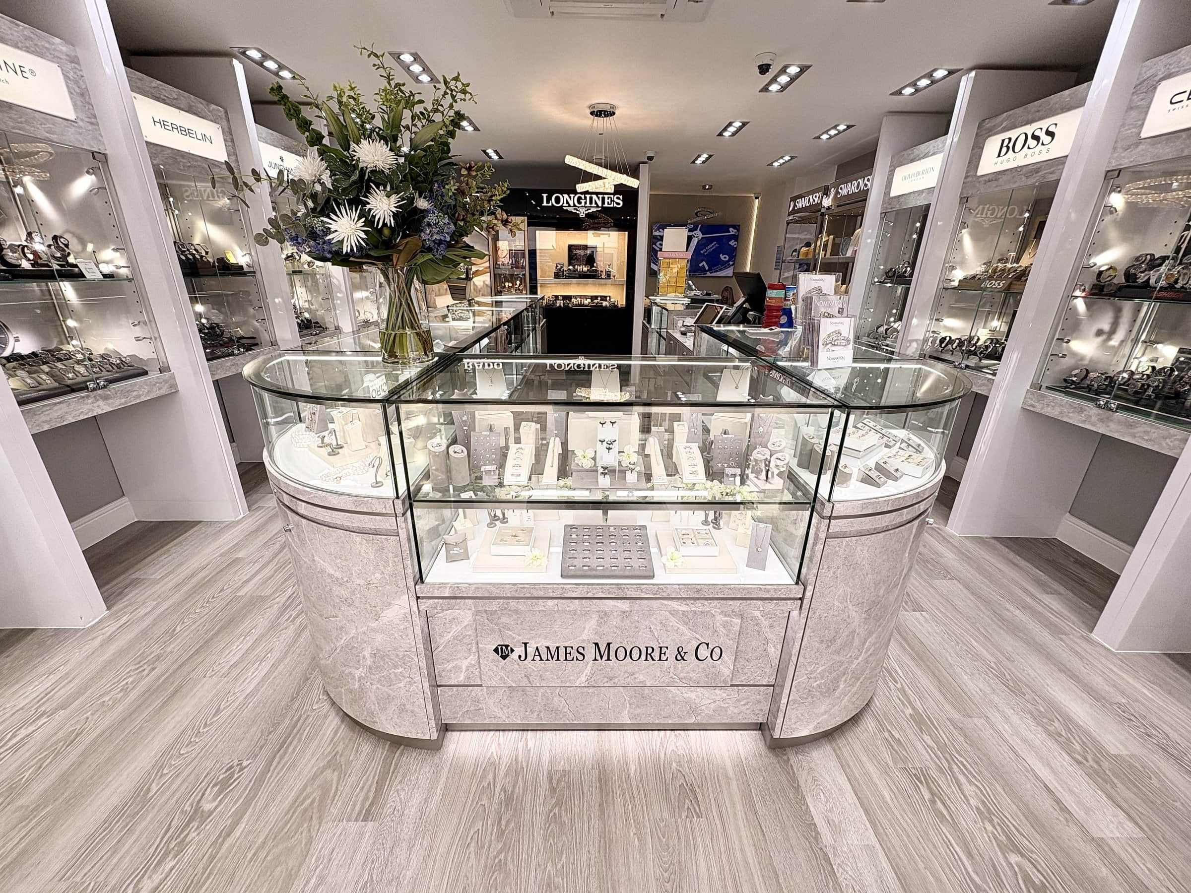 Engravable jewellery